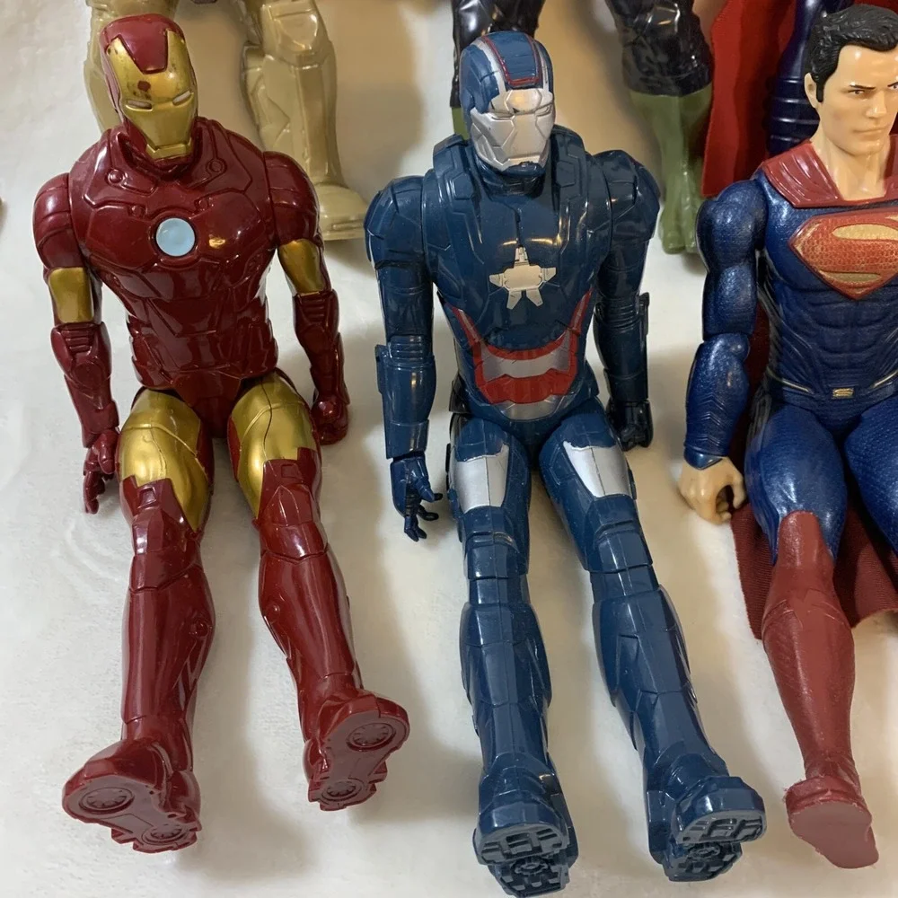 Lot Of 11 Marvel Legends Titan Heroes Action Figures Hulk Batman Spider-Man Thor